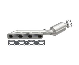 MagnaFlow Direct-Fit SS Catalytic Converter 04-06 Nissan Titan 5.6L V8 (California) for Nissan Titan A60